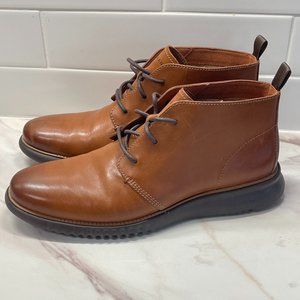 Men's 2.ZERØGRAND Leather Lace-Up Chukka Boots 8